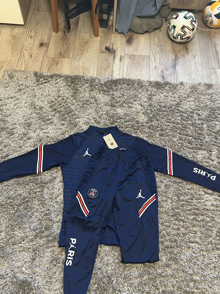 Екип Nike PSG