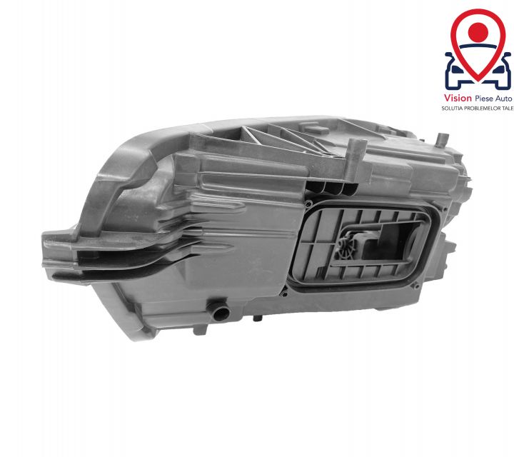 Корпус На Фар Дясна Нова Мулти Лъч Лед Мерцедес-Бенц КЛА-Клас / Merced