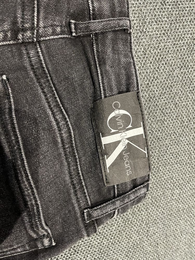 Дънки Calvin Klein и подарък дънково яке!!!