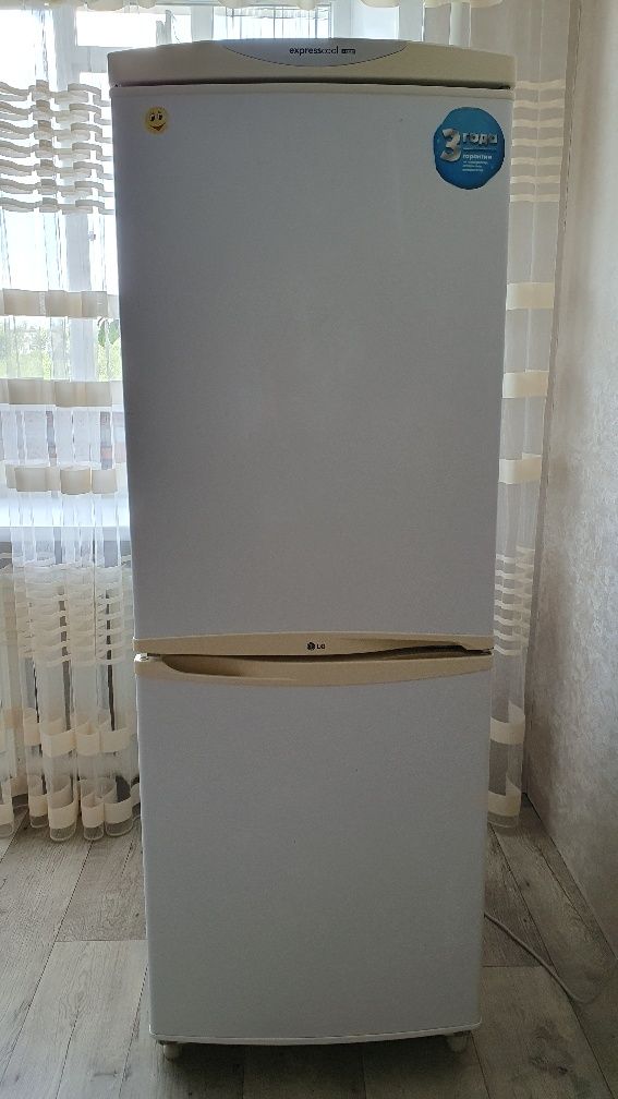 Продам холодильник б/у