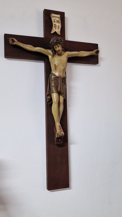 Crucifix Isus Rastignit