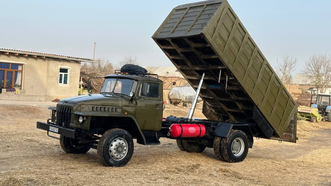 Ural zil samosval