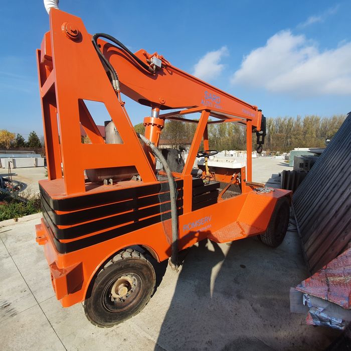 Vând macara braț hidraulic automacara încărcător frontal stivuitor