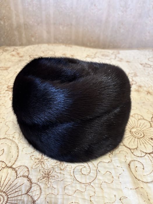 Продам норковую шапку