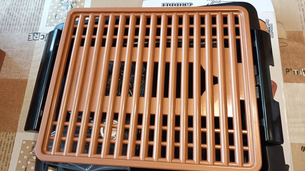 Бездимна скара + бездихова плоча – Чисто нов комплект