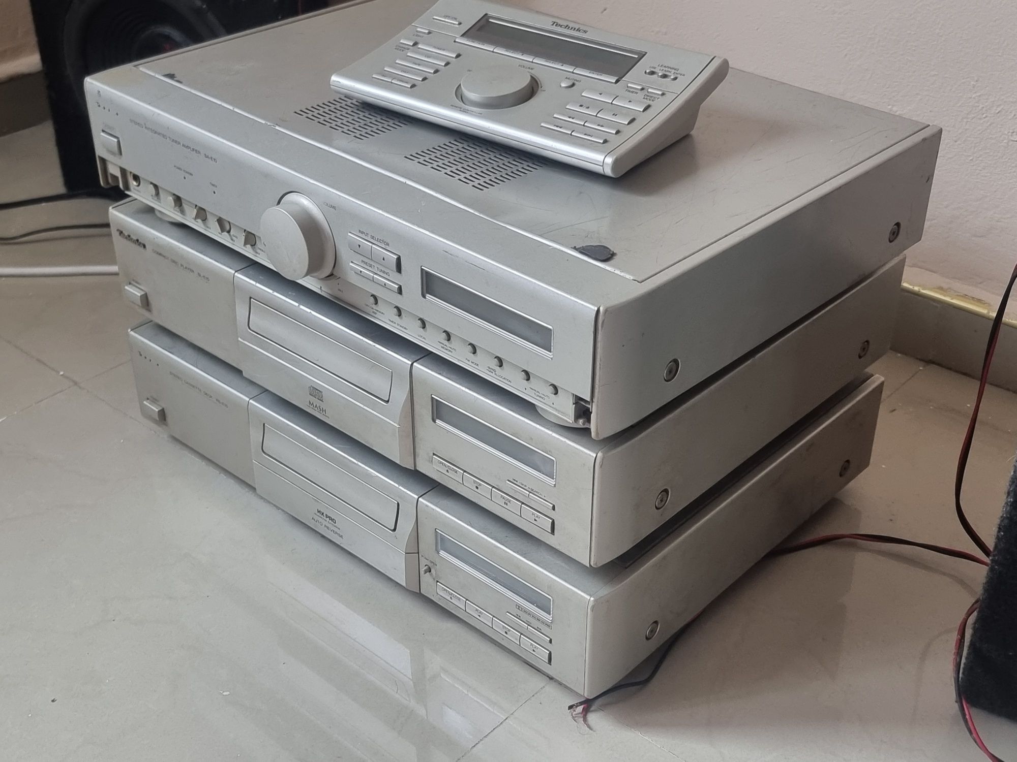 Усилвател Technics SA-E10 + CD SL-E10 + Deck RS-E10