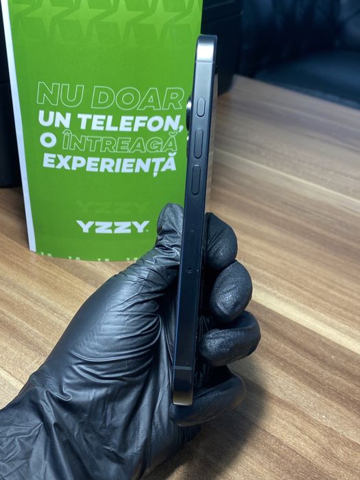 iPhone 16 Pro / 256 GB / Sănătate baterie 94% / Ca nou