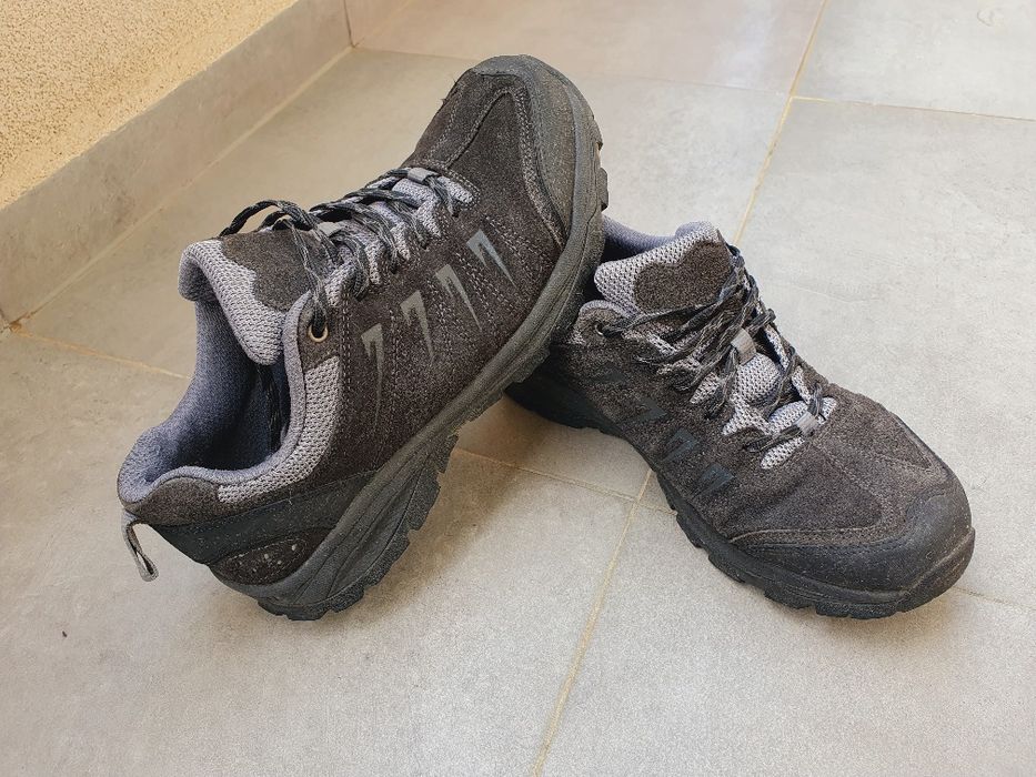 Pantofi drumeție lotto nr 40