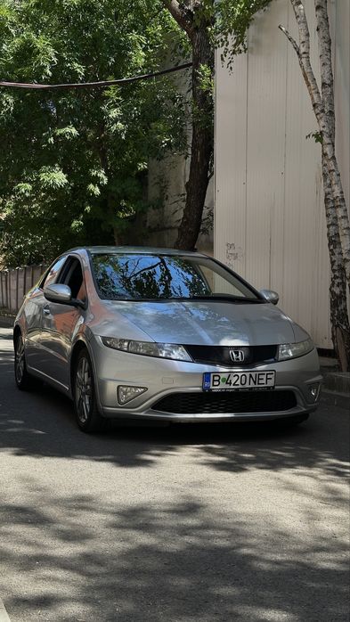 Honda Civic GT VIII (generatia a 8-a) 1.8 Benzina 140 cp 2010