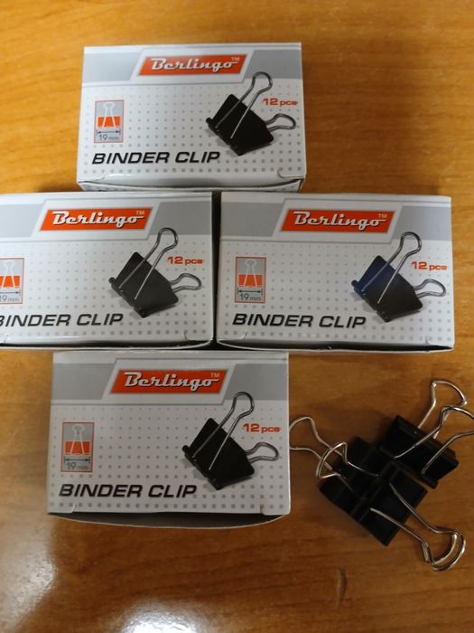 Зажимы для бумаг.в наличии 15 пачек.1 пачка 300 тенге .Всё  новое.