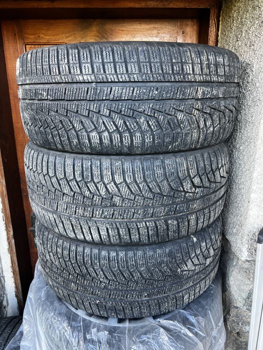 Гуми Hankook 235/40/19