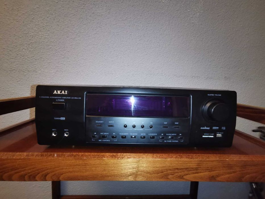 Amplificator Akai AS110RA-320 + Telecomanda