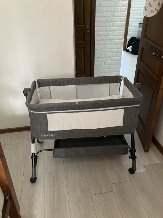 Колыбел манеж детская от 0 до 5 месяцев почти новая