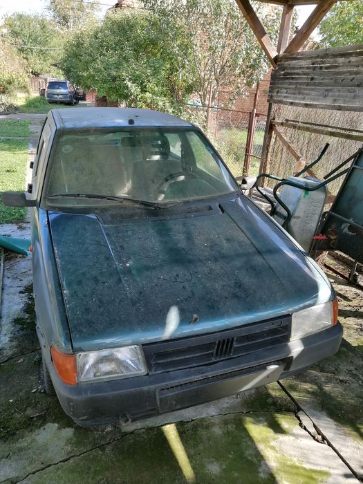 Vând Fiat Uno, Benzina