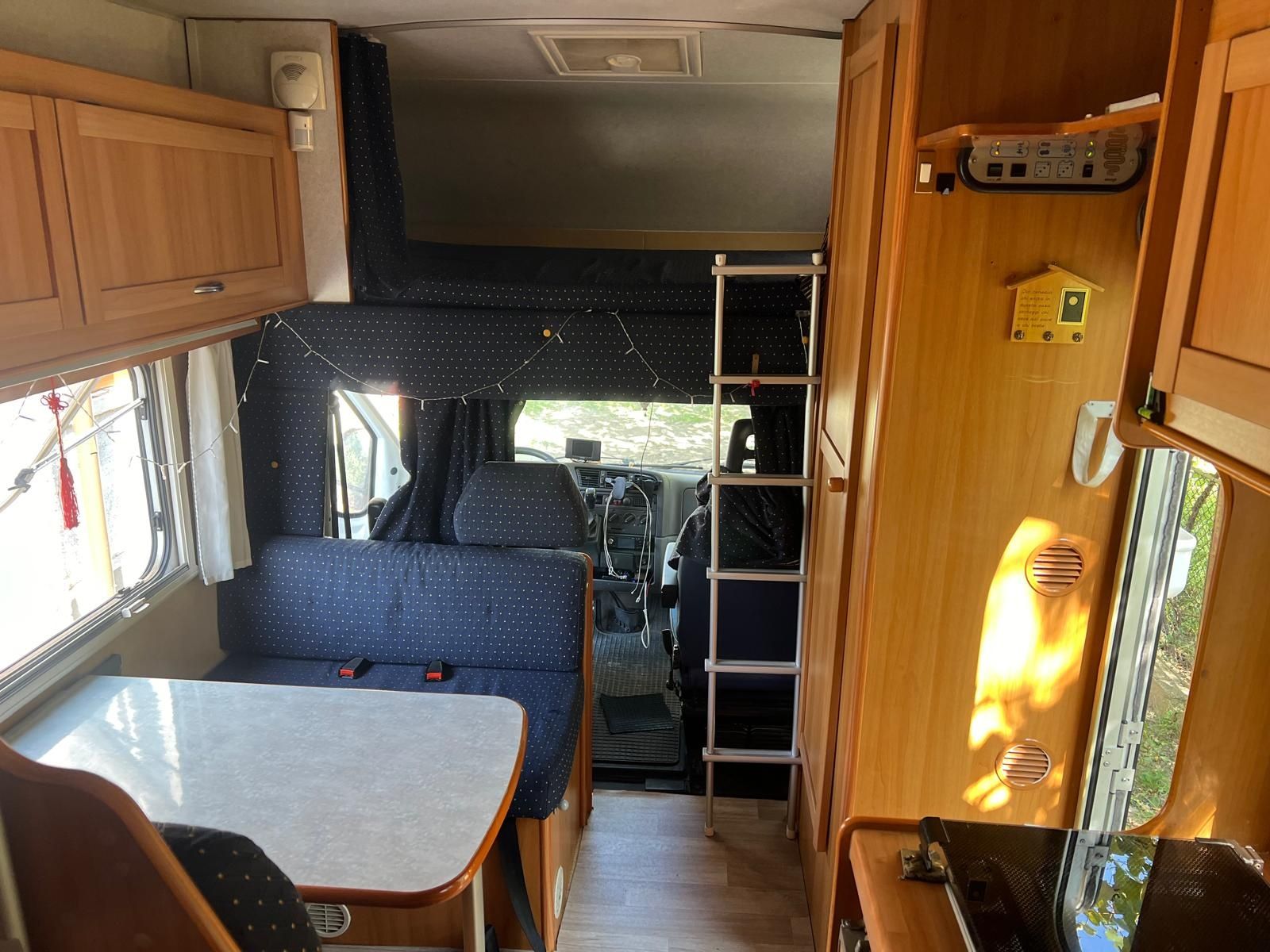 Autorulota fiat Ducato 2001 6 locuri in mers