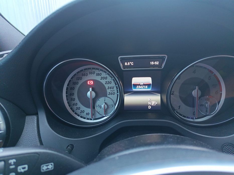 Mercedes-Benz CLA 200 d Shooting Brake AMG Line