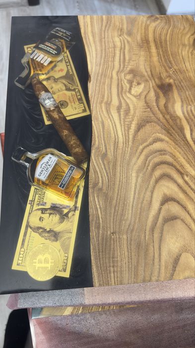 Поднос Епоксидна смола и дърво