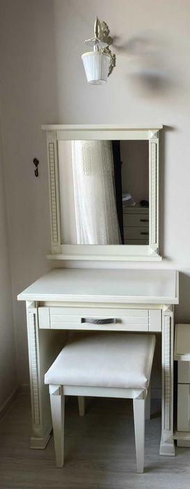 Мебели ръчна изработка МДФ с дъбов фурнир