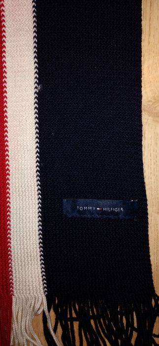 Esarfa Tommy Hilfiger