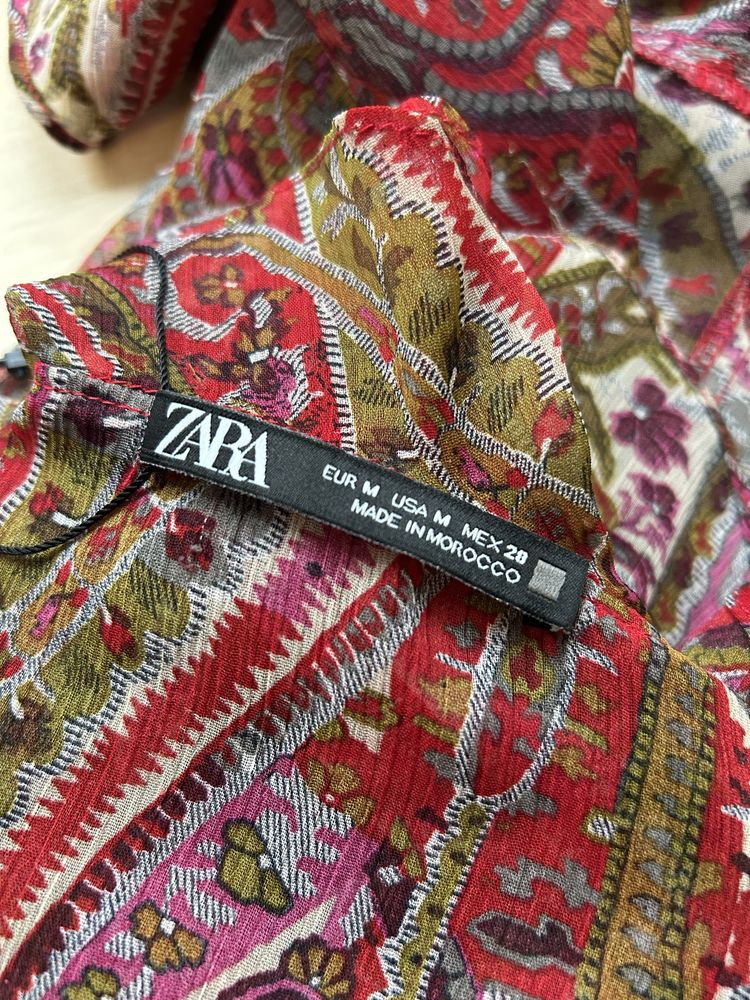 Bluza Zara cu volane