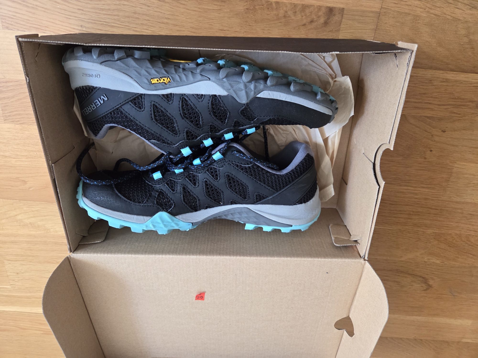 Pantofi sport Merrell, talpa Vibram, marimea 38-  24.5 cm