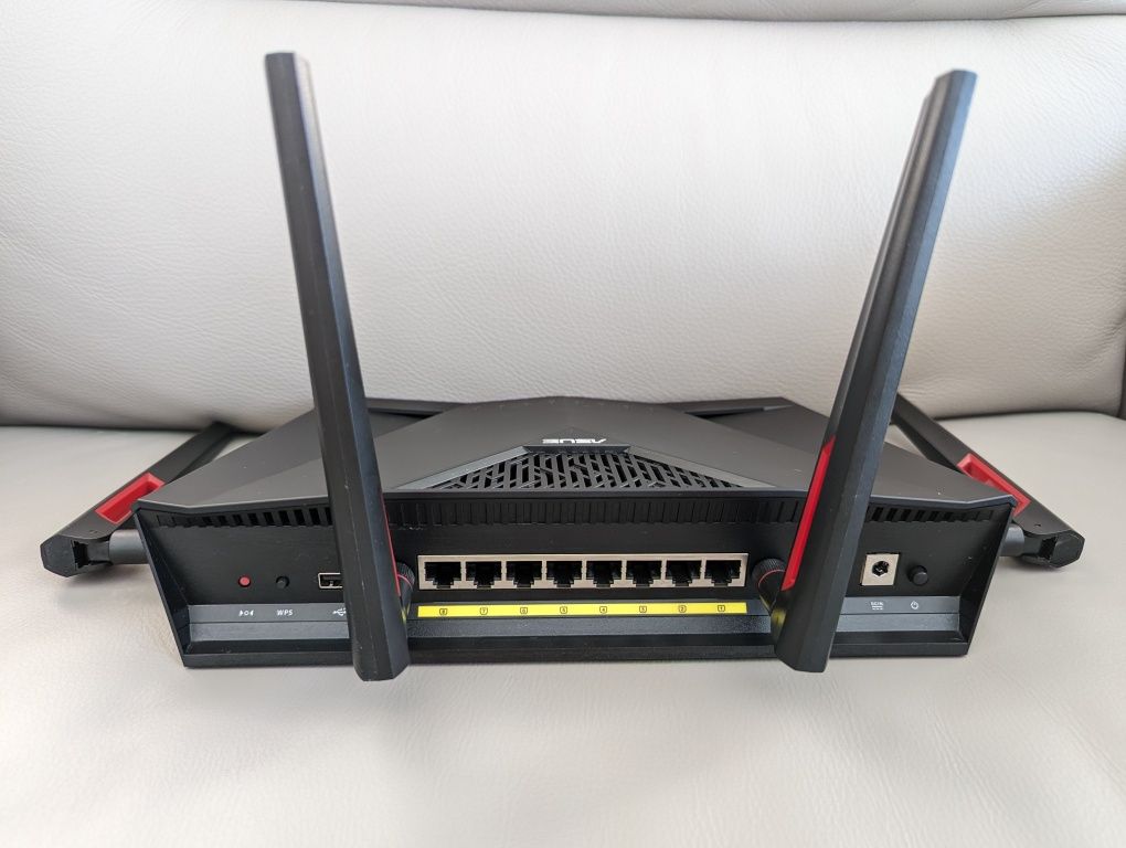 Router Asus RT-AC88U AC3100
