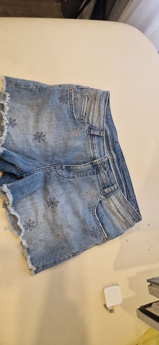 Blugi scurți eur38