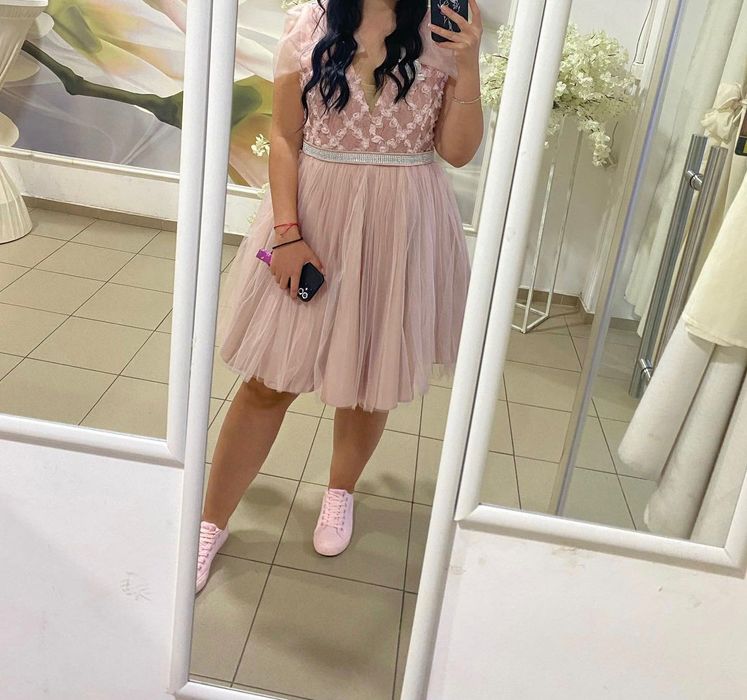 Тюлена рокля Boutique Cocoon