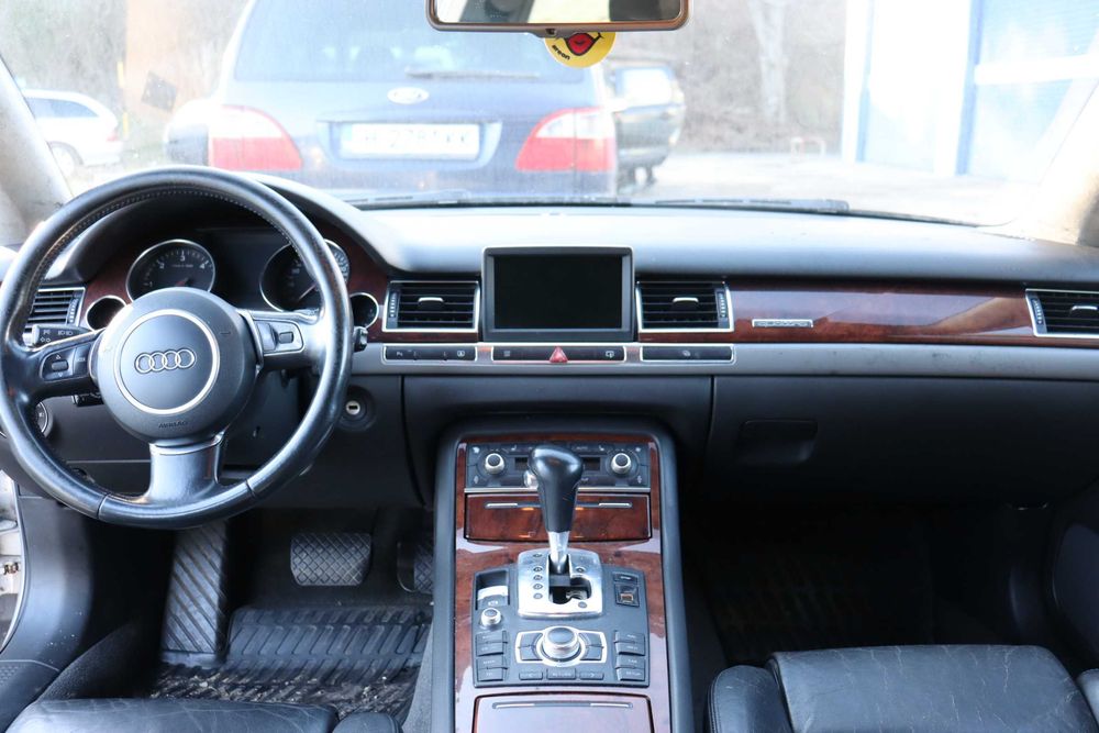 Audi A8 D3 ноември 2003 4.0 дизел 275 кутия Автоматична