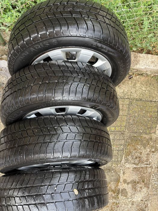 Джанти с тасове и зимни гуми за Шкода