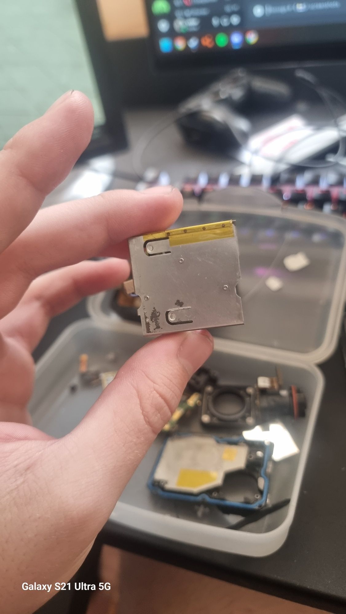 Продавам Gopro Hero 5 На Части