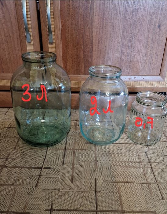 Банки стеклянные 3л,2л,0.7л