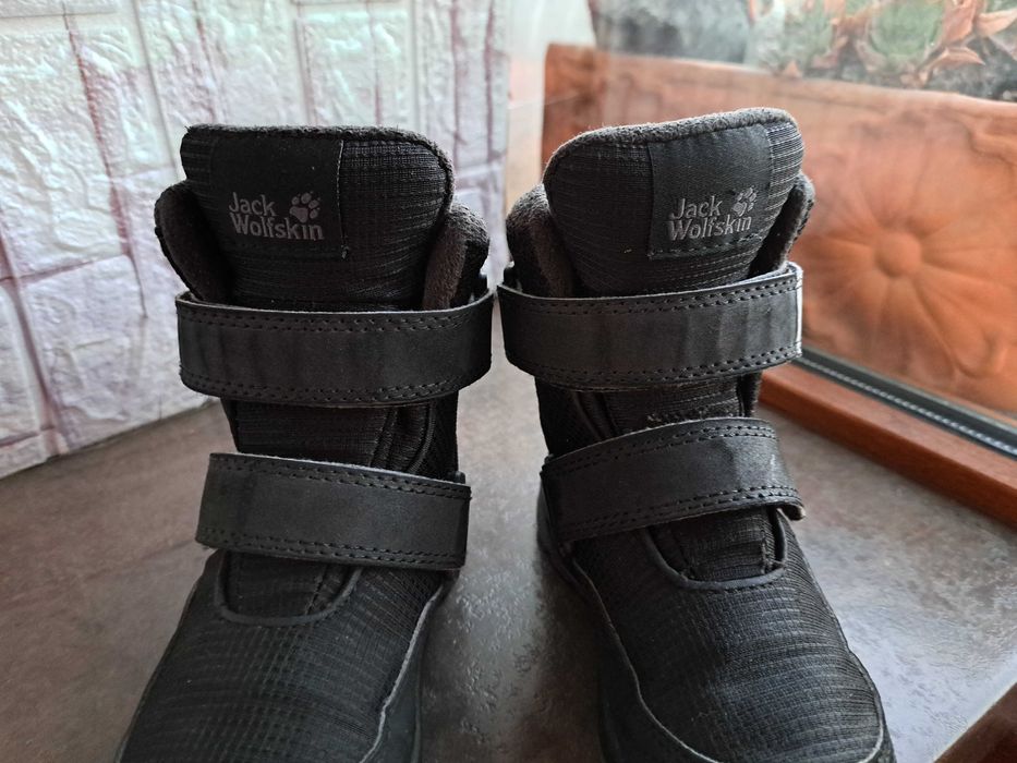детски ботуши,зимни обувки,боти,апрески,Jack Wolfskin номер28 за момче