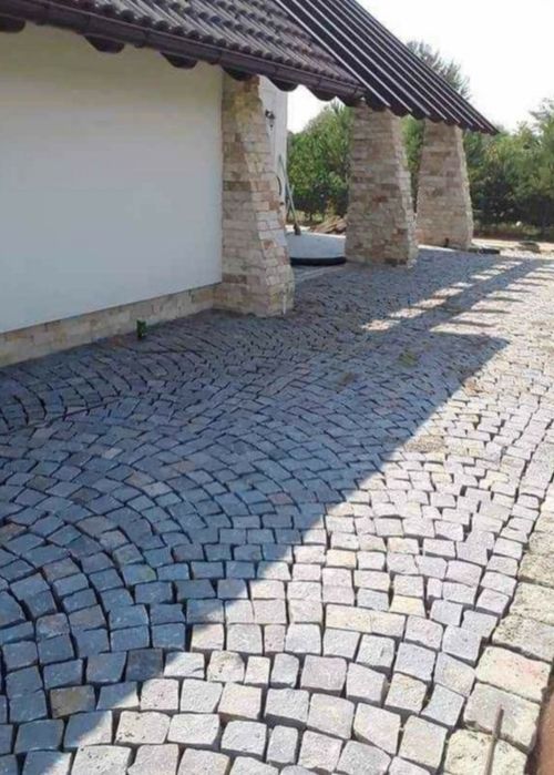 Piatra cubica naturală, orice dimensiune, oferim servicii complete