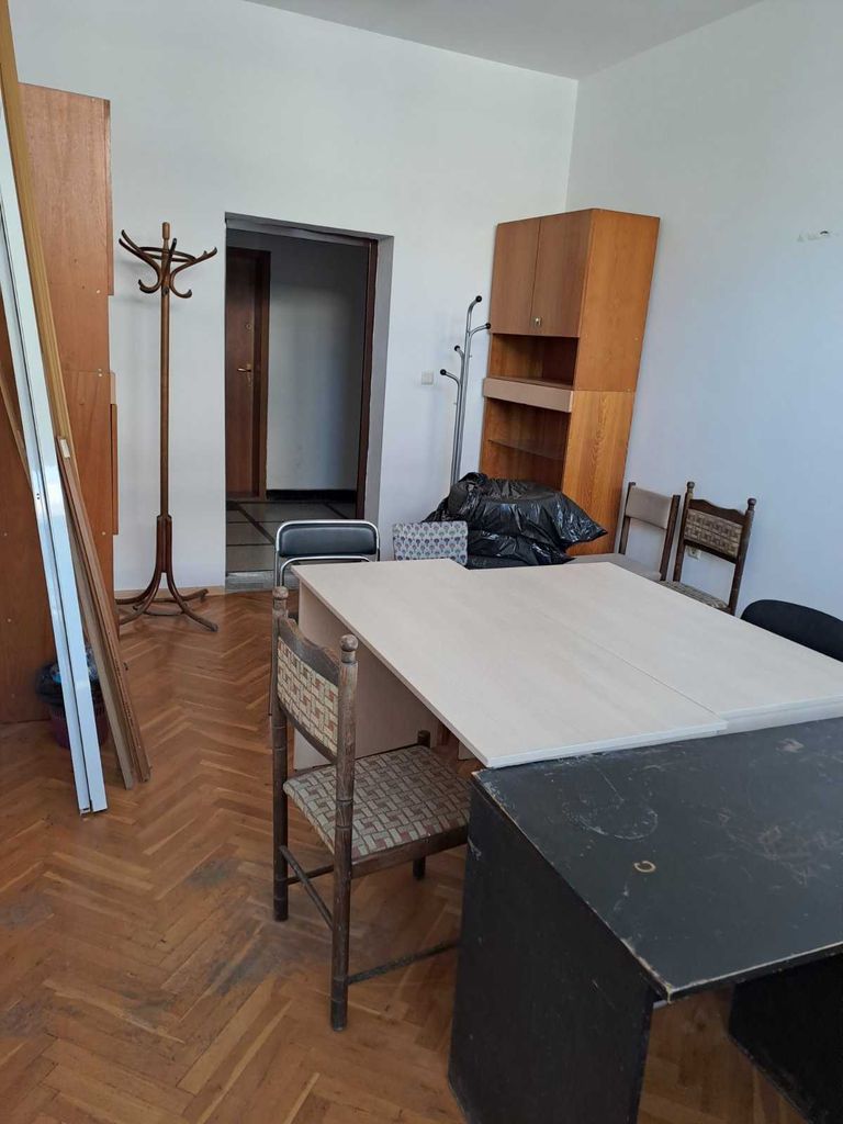 Дава се под наем Офис в Бургас, Център - 20 кв.м за 115 € - Снимка #5