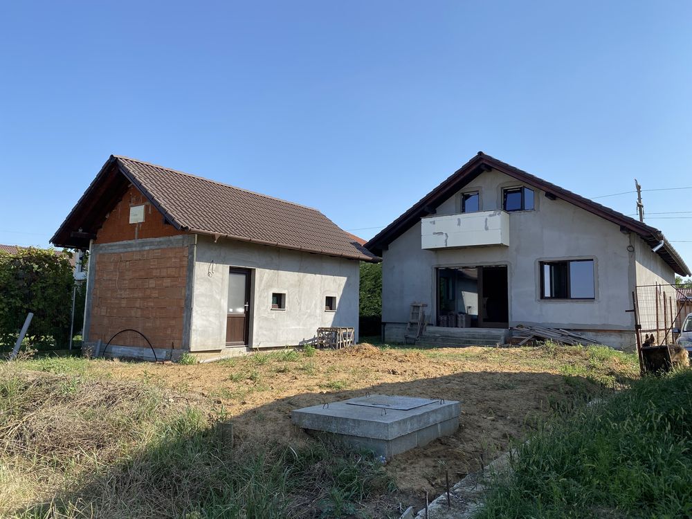 Vând casa Santandrei Bihor