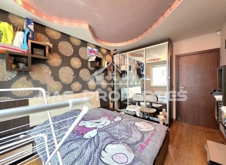 Продава се Тристаен апартамент в София, Банишора - 91 кв.м за 2858 €/кв.м - Снимка #5