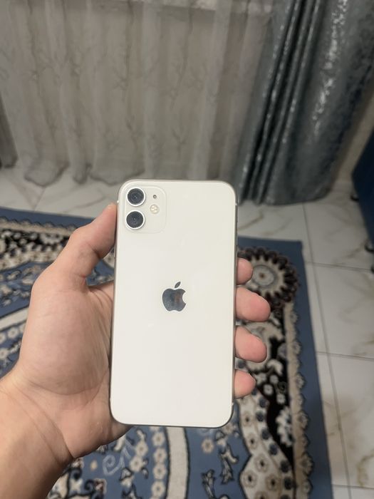 Продамм айфон 11