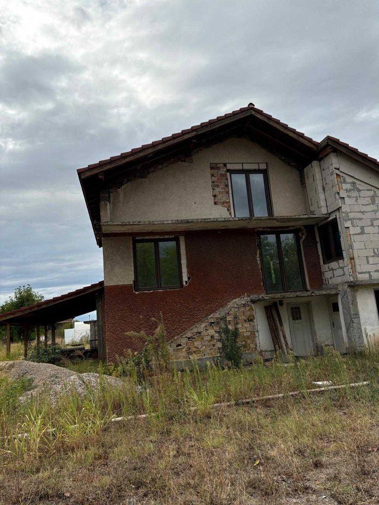 Продава се Къща в с. Избеглии, Област Пловдив - 230 кв.м за 544 €/кв.м - Снимка #13