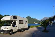 vand autocaravana fiat ducato penttru turisti foarte activi .