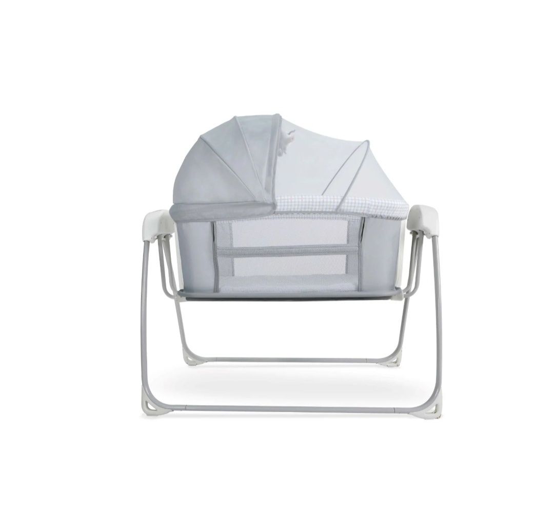 Mastela Deluxe 4 in 1 Bassinet