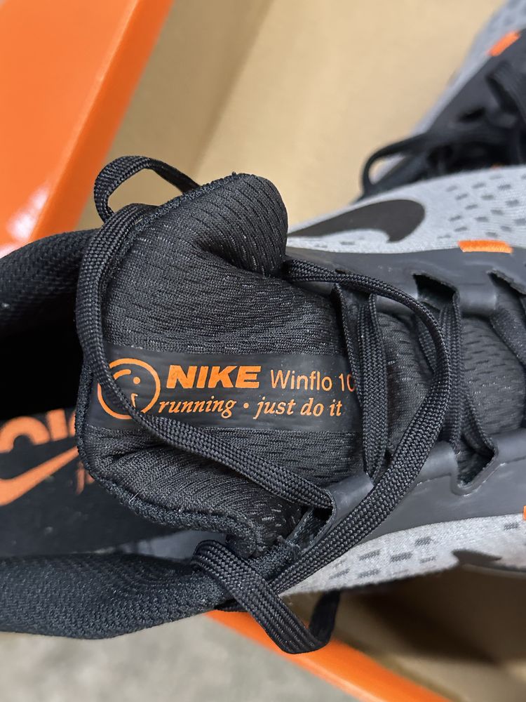 Nike winflo 10.