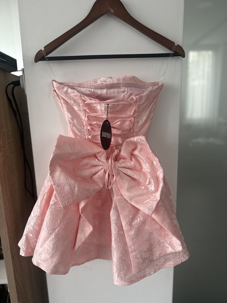 Rochie roz, scurta