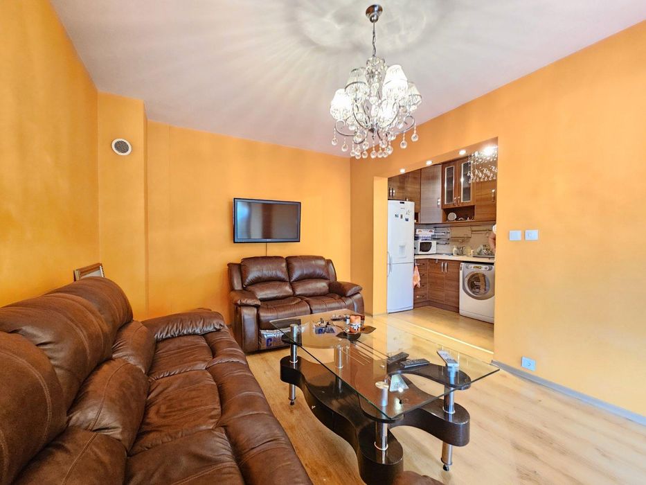 Дава се под наем Тристаен апартамент в Пловдив, Тракия - 72 кв.м за 425 € - Снимка #2