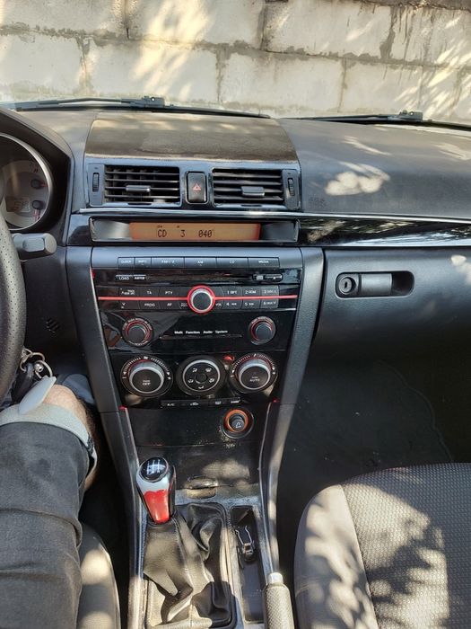 Se vinde Mazda 3 BK
