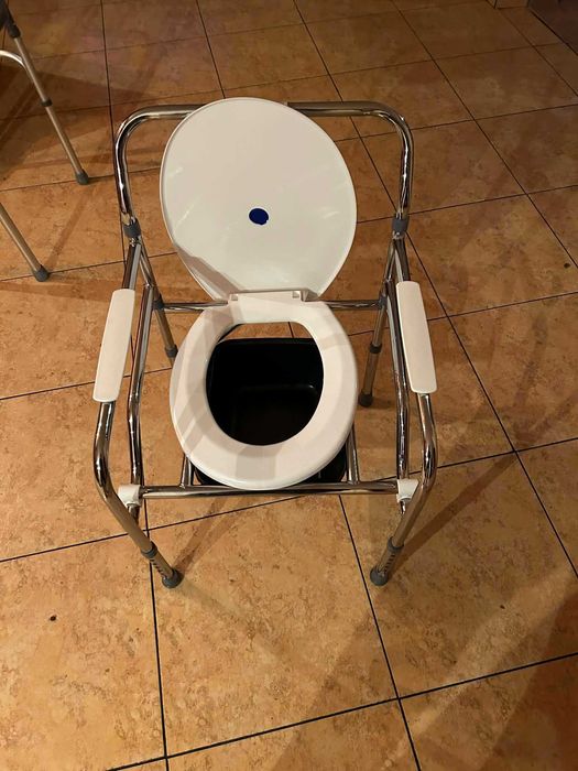 Cadru de mers si cadru toaleta