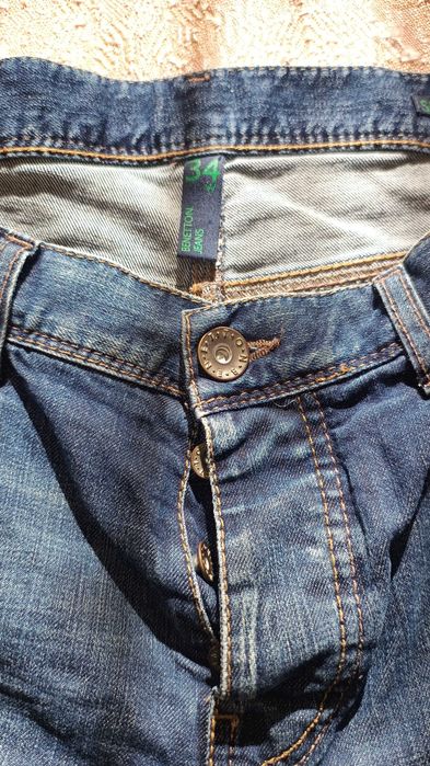 Benetton мъжки дънки използвани