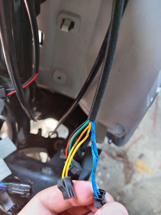 Vând moped electric defect