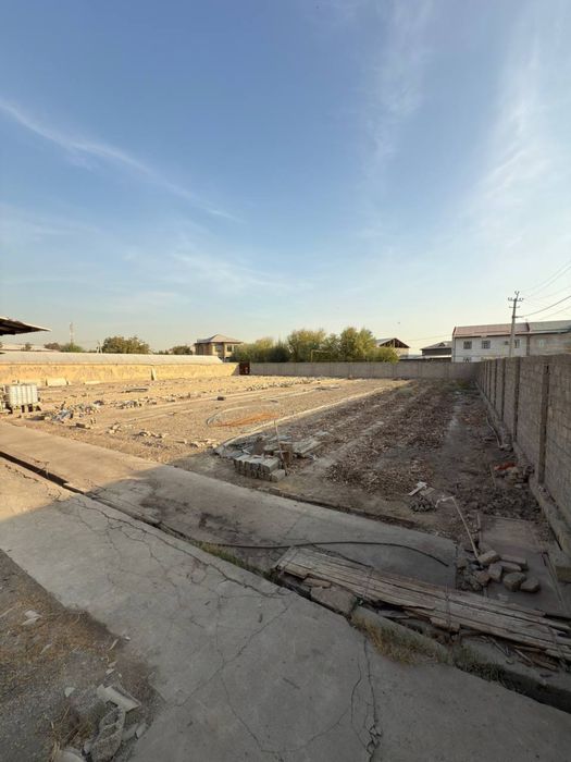 Янги хаёт тумани чорток махаллада  20 сотих ер сотилади