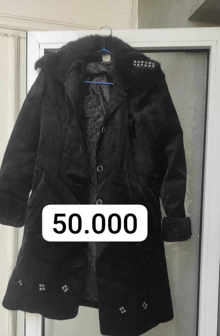 Qalin kiyimlar kurtka pidjakla
